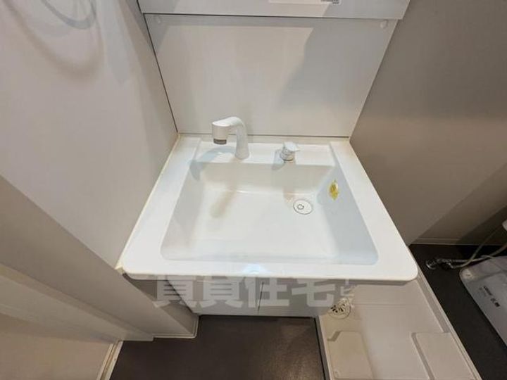 兵庫県尼崎市東園田町2丁目の賃貸アパートの内装