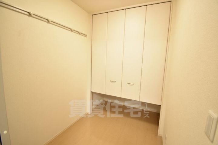 大阪府堺市西区鳳東町2丁の賃貸アパートの内装