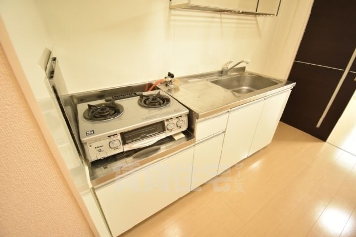 大阪府堺市西区鳳東町2丁の賃貸アパートのキッチン