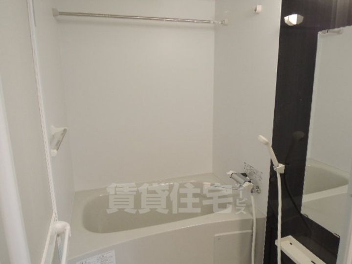 LUXE STYLE辻町EAST(リュックススタイル)の風呂