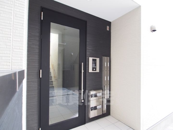 LUXE STYLE辻町EAST(リュックススタイル)の玄関