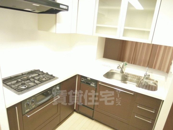 大阪府堺市堺区北瓦町1丁の賃貸マンションのキッチン