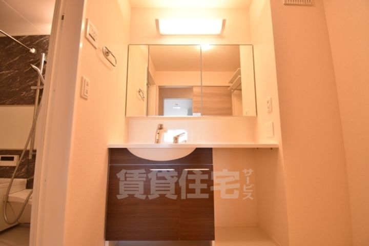 大阪府堺市堺区一条通の賃貸アパートの内装