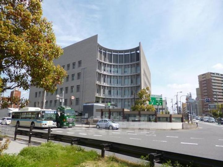 シャンテの周辺