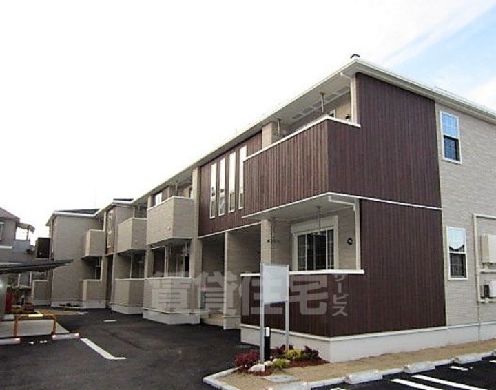 大阪府堺市西区草部の賃貸アパートの外観