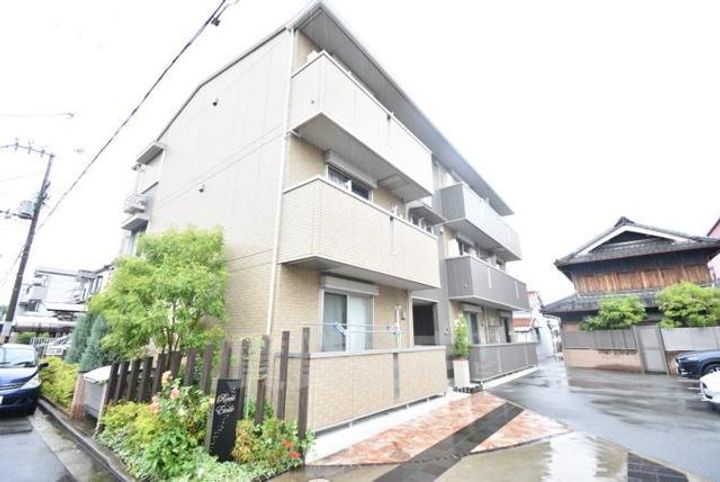 大阪府堺市堺区出島町4丁の賃貸アパートの外観