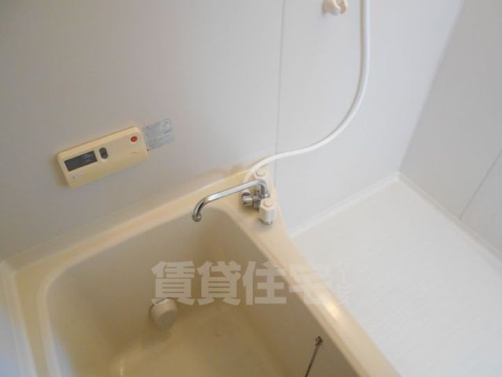 大阪府柏原市国分市場2丁目の賃貸マンションの風呂