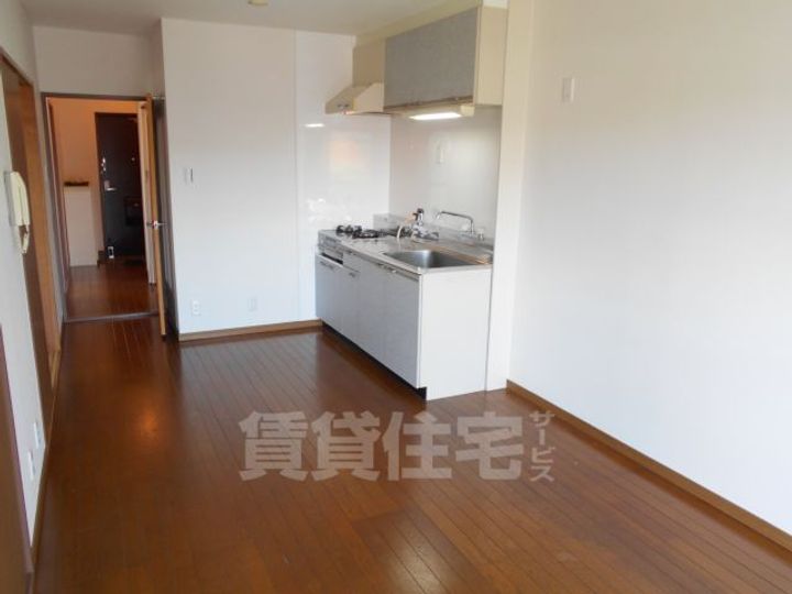 大阪府柏原市国分市場2丁目の賃貸マンションの内装