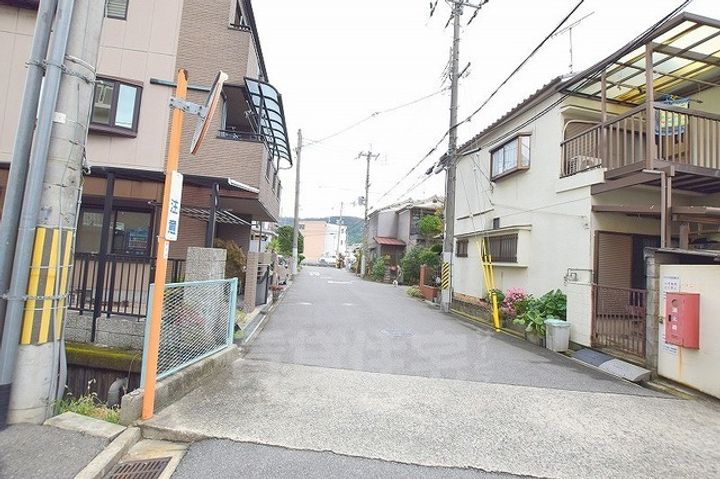 大阪府柏原市国分市場2丁目の賃貸マンションの周辺