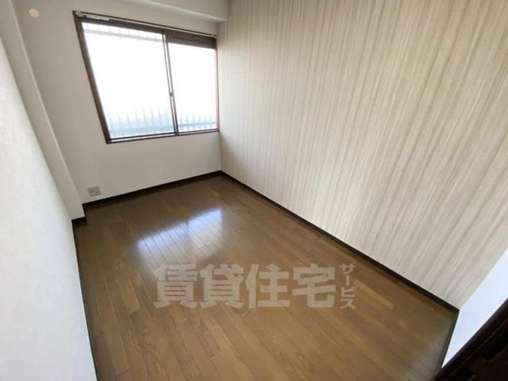 大阪府寝屋川市萱島信和町の賃貸マンションの内装