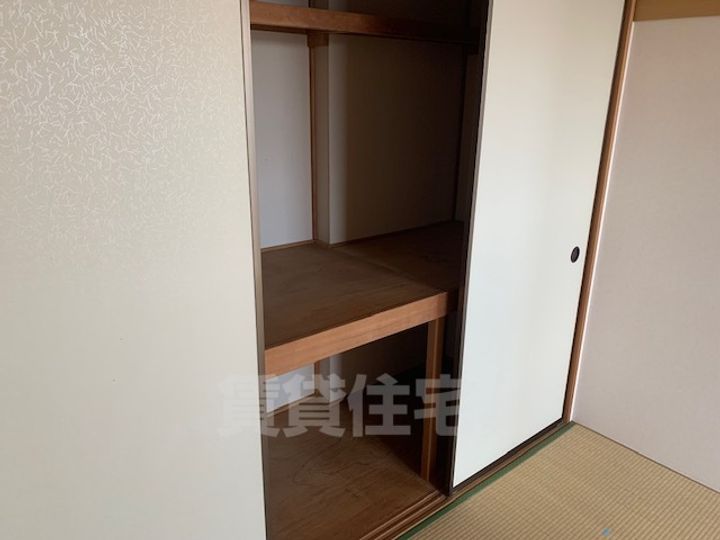 大阪府高槻市西冠3丁目の賃貸アパートの内装