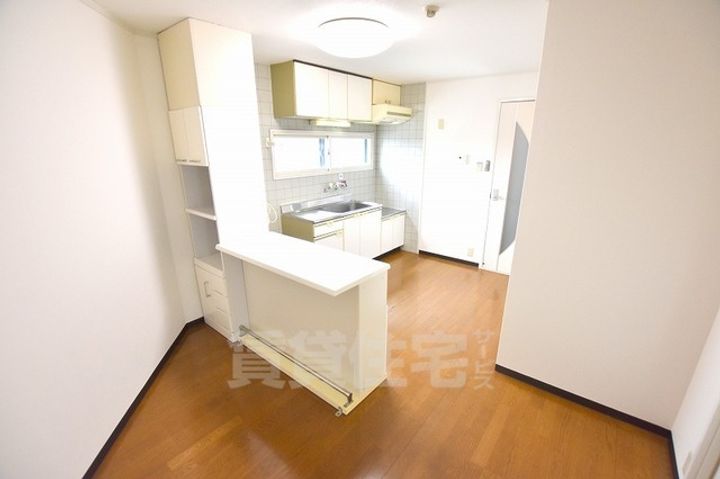 ハイツハピネスの居間