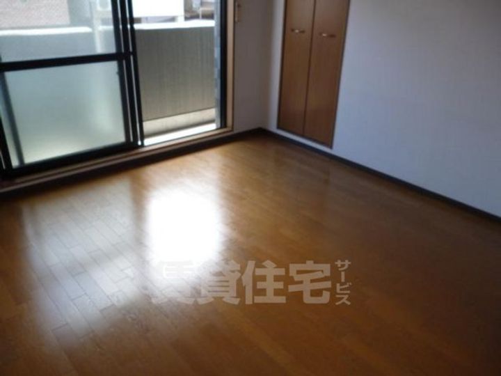 オオノカンサイの居間