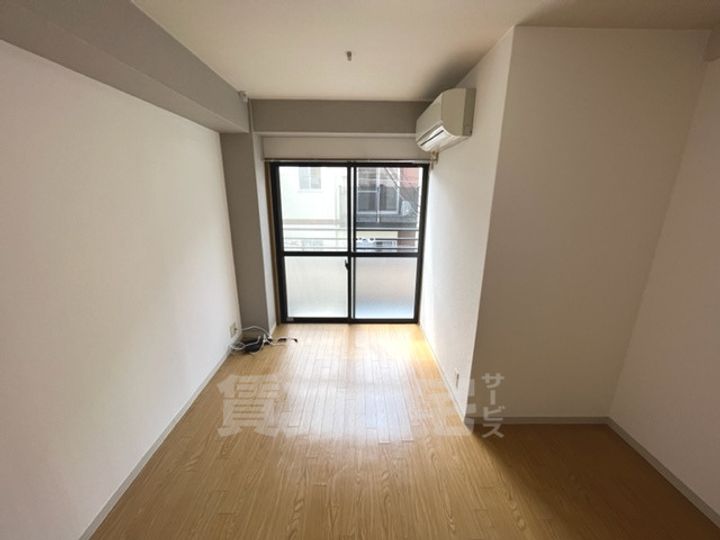 マックス甲東園の寝室