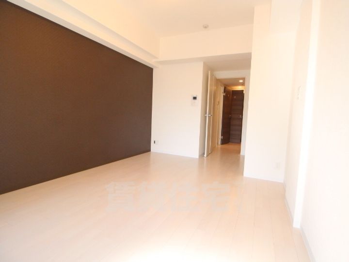 Luxe京都西大路の居間