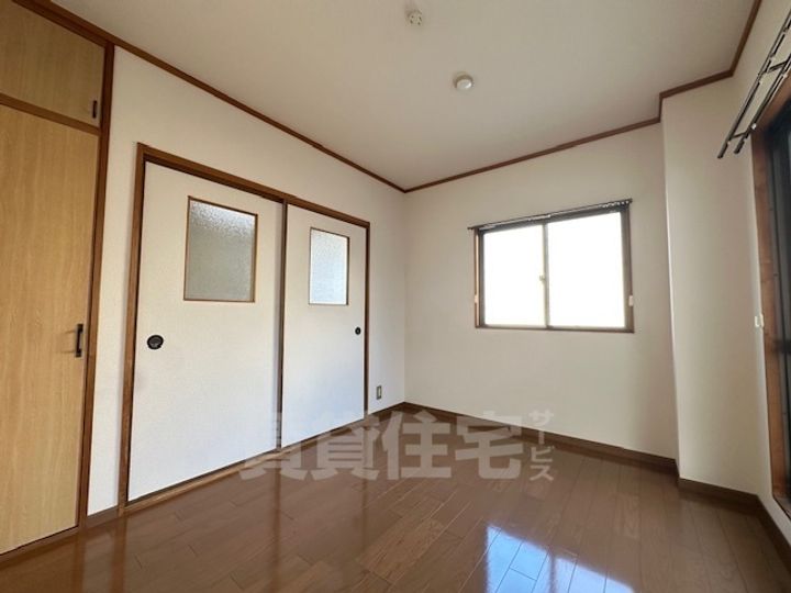 大阪府大阪市住吉区我孫子東2丁目の賃貸マンションの居間