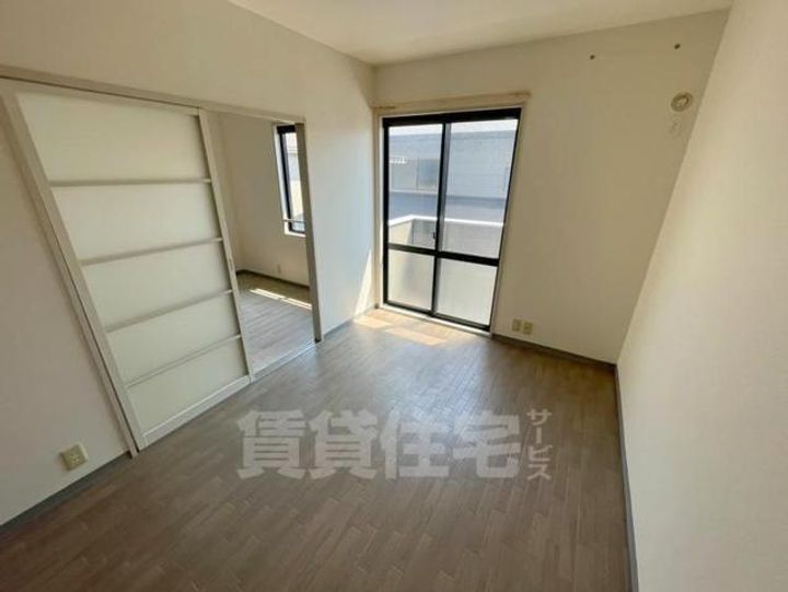 大阪府豊中市小曽根2丁目の賃貸アパートの子供部屋
