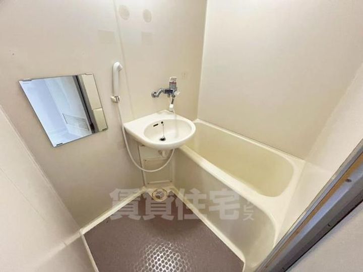 大阪府豊中市服部南町5丁目の賃貸マンションの風呂