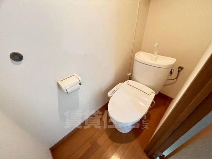 大阪府豊中市服部南町5丁目の賃貸マンションの内装