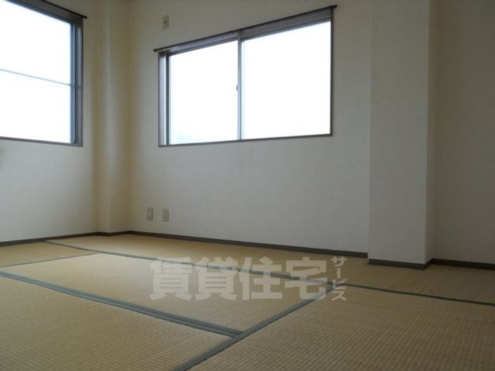 大阪府豊中市大黒町2丁目の賃貸マンションの寝室