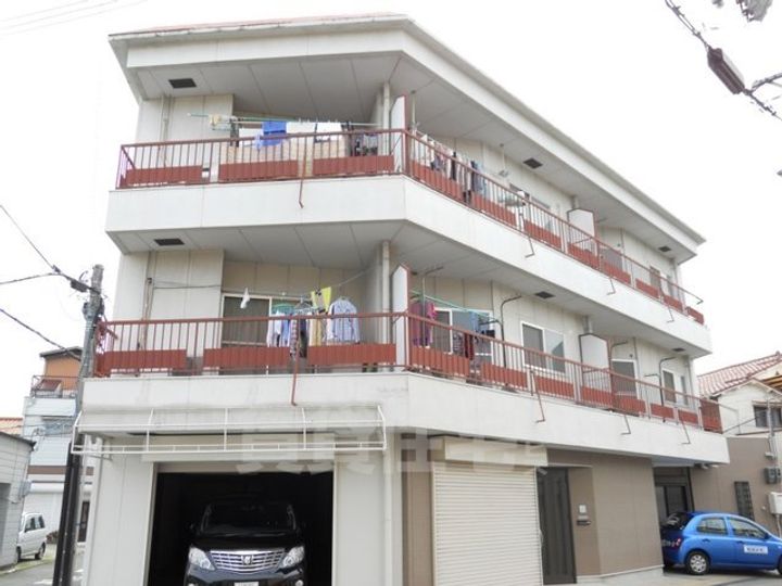 大阪府豊中市大黒町2丁目の賃貸マンションの外観