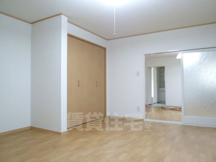 大阪府豊中市北桜塚2丁目(一戸建)の賃貸物件の居間