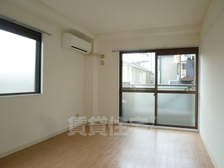 大阪府豊中市永楽荘2丁目の賃貸マンションの内装