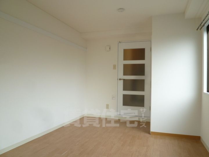 大阪府豊中市永楽荘2丁目の賃貸マンションの内装