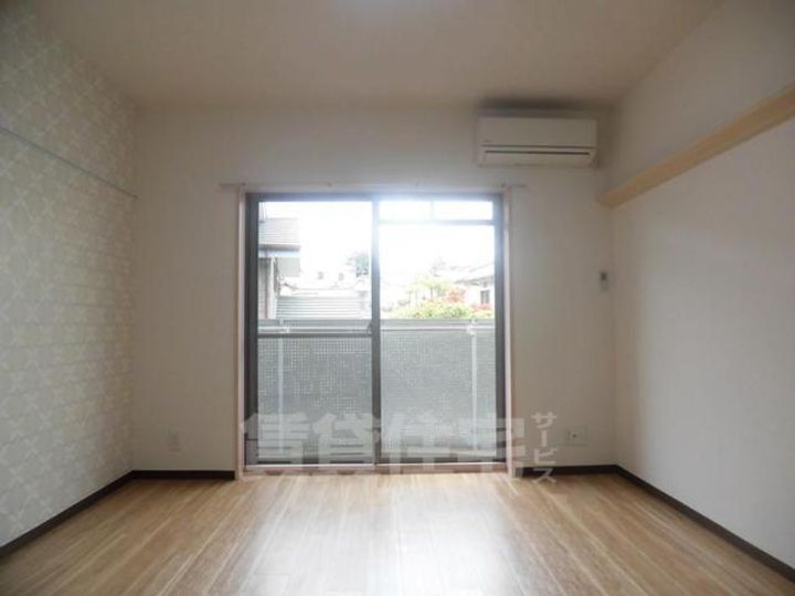 大阪府豊中市本町9丁目の賃貸マンションの内装