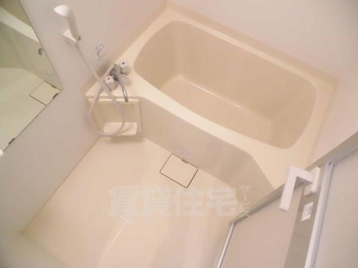 大阪府豊中市本町9丁目の賃貸マンションの風呂