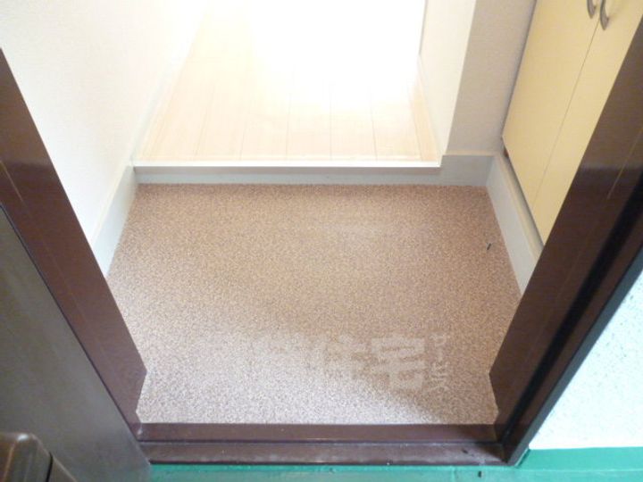 メゾンクレールの玄関