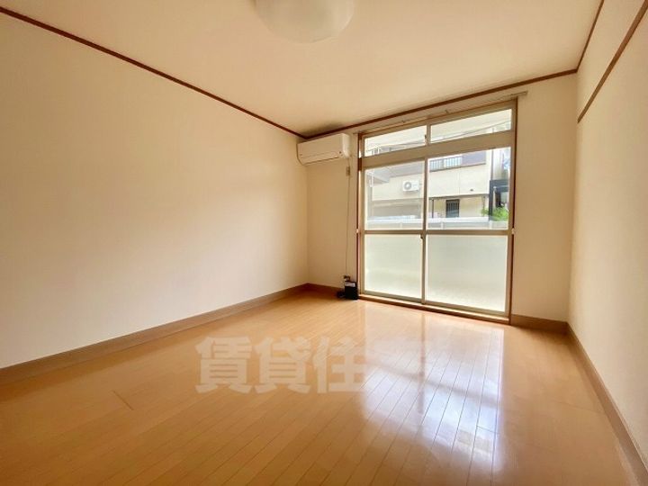 ムーニー朝日No2の居間