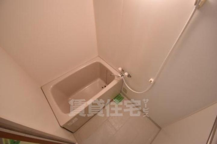 大阪府摂津市昭和園の賃貸アパートの風呂