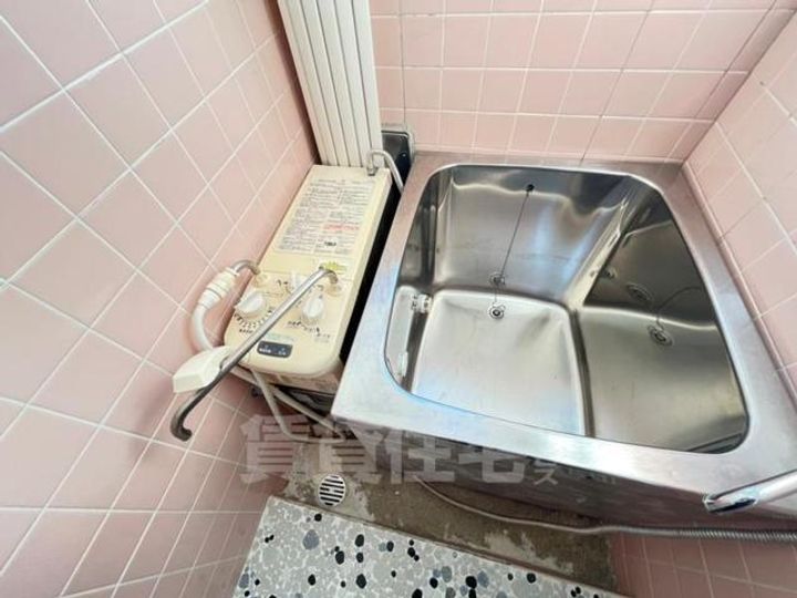 大阪府豊中市小曽根1丁目の賃貸マンションの風呂