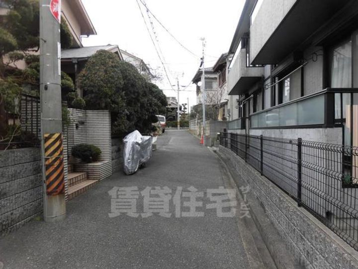 大阪府豊中市曽根西町2丁目の賃貸アパートの周辺