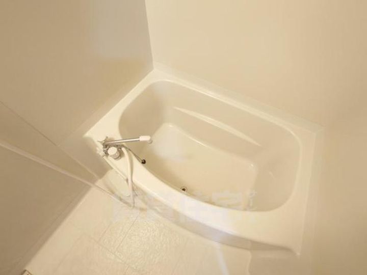 大阪府豊中市曽根西町2丁目の賃貸アパートの風呂