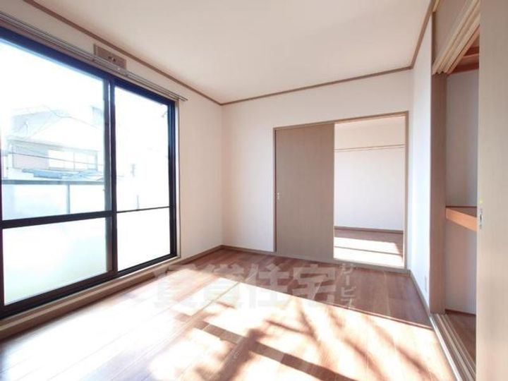 大阪府豊中市曽根西町2丁目の賃貸アパートの寝室