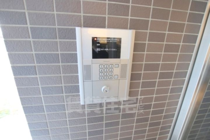 大阪府大阪市旭区千林2丁目の賃貸マンションの玄関
