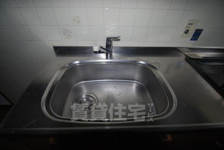 大阪府寝屋川市池田1丁目(一戸建)の賃貸物件のキッチン