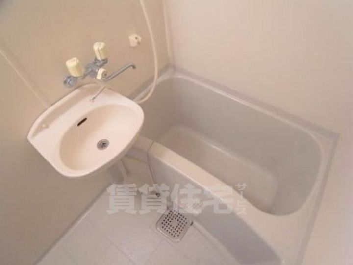 リバース桐山の風呂