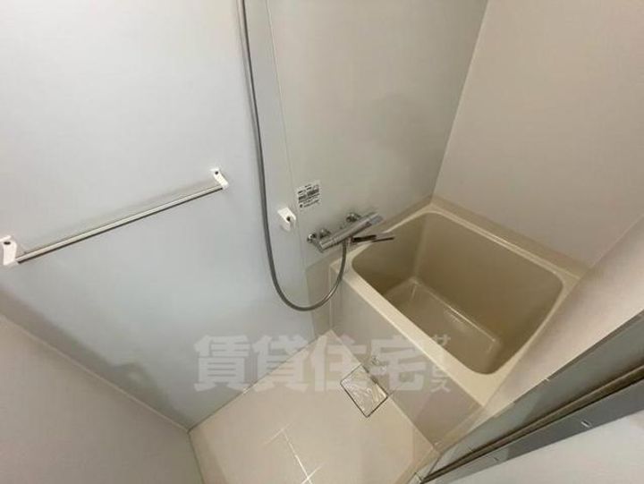 大阪府豊中市服部豊町1丁目の賃貸マンションの風呂