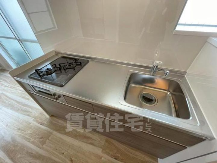 大阪府豊中市服部豊町1丁目の賃貸マンションのキッチン