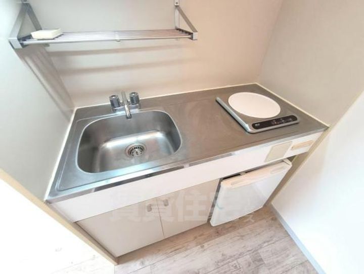大阪府豊中市服部豊町2丁目の賃貸マンションのキッチン