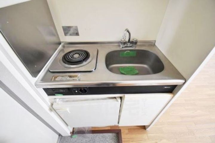 大阪府摂津市正雀4丁目の賃貸マンションのキッチン