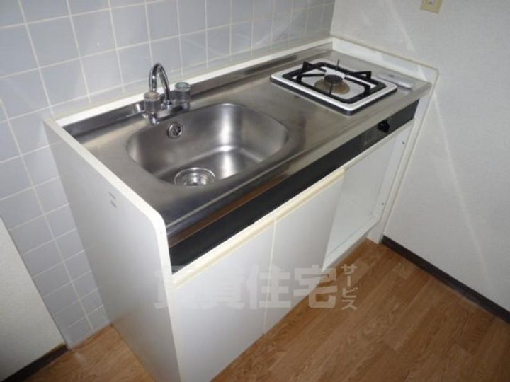 TESLAのキッチン