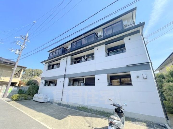 ブライトハイムC棟の外観