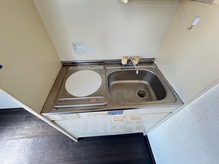 エナミビル大阪十三(エムコーポラス)のキッチン