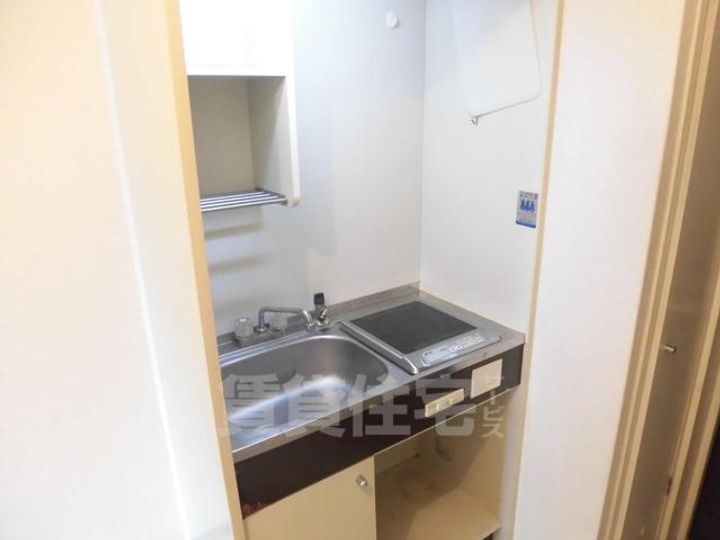 大阪府豊中市螢池北町1丁目の賃貸マンションのキッチン