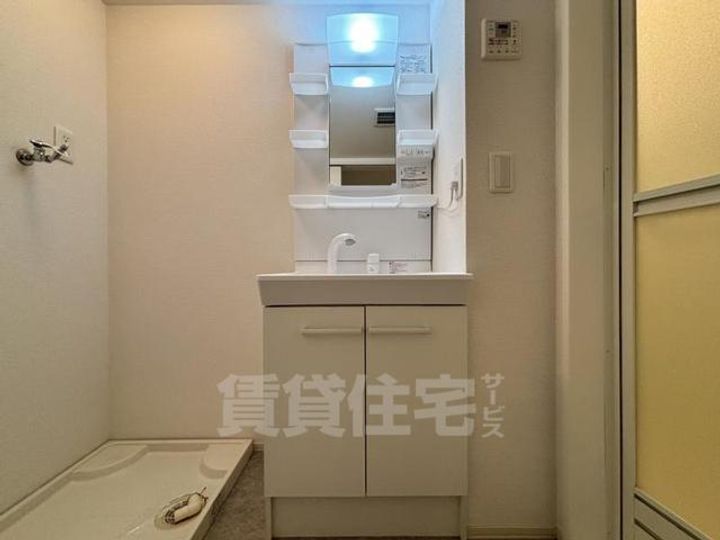 大阪府大阪市旭区清水5丁目の賃貸アパートの内装