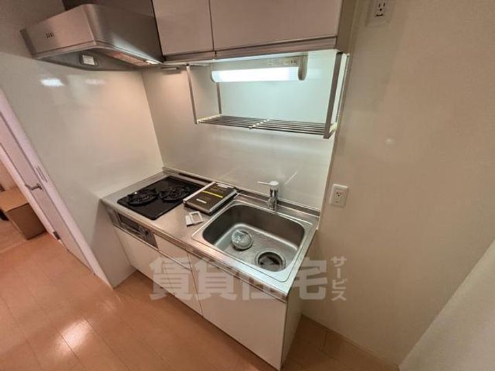 大阪府大阪市旭区清水5丁目の賃貸アパートのキッチン